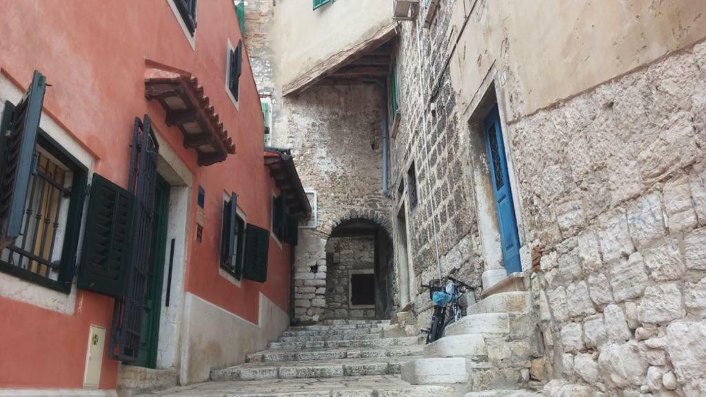 Studio Apartment Rosemary Rovinj Exterior photo